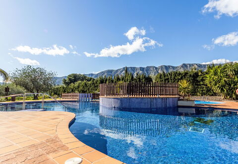 Golden Beach: Schwimmbad, Resort, Gebirge, Ferienort, Eco Hotel, Grat, Hotel, Water Feature, Thermae