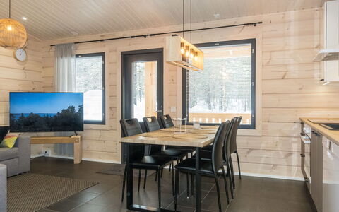 Pehtoori B: Holz, Flooring, Holzboden, Hartholz, Decke, Planke, Light Fixture, Holzbeize, Küche & Esszimmer Tisch, Blockhaus