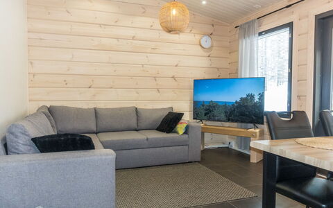 Pehtoori B: Holz, Flooring, Möbel, Holzboden, Hartholz, Holzbeize, Planke, Wohnzimmer, Couch