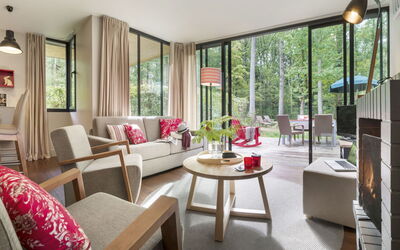 Cottage Pagode Vip 601.8: Gebäude, Pflanze, Eigentum, Fenster, Grundstueck, Urban Design, Landschaft, Nachbarschaft, Gras, Freizeit