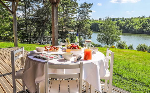 Meyrignac-L'Eglise 110: Möbel, Tabelle, Gartenmöbel, Stuhl, Geschirr, Küche & Esszimmer Tisch, Tisch Im Freien, Essen, Tischdecke, Frühstück