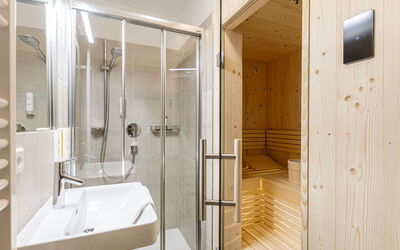 Unterkunft:&nbsp;Mit 4 Schlafzimmern & Sauna 150.5