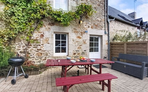 Ty Coz: Möbel, Gartenmöbel, Blumentopf, Stuhl, Tisch Im Freien, Tabelle, Tür, Zimmerpflanze, Terrasse, Garten