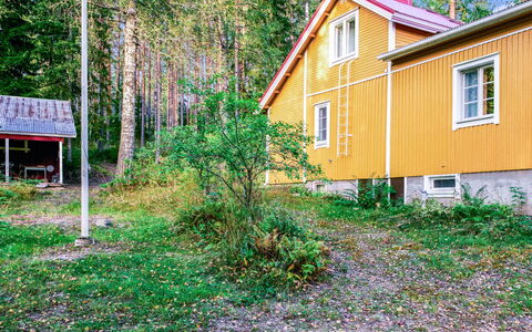 Hiljanrinne: Holz, Hütte, Abstellgleis, Blockhaus, Holzbeize, Hartholz, Planke, Holz, Natürliches Material, Gartenbauten