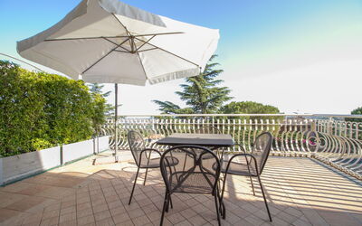 Etna Suites