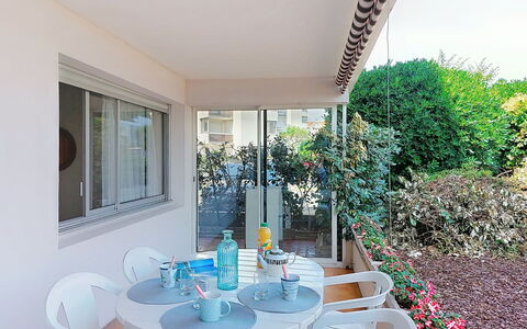 Arcachon 240: Resort, Schwimmbad, Estate, Schatten, Landscaping, Eco Hotel, Hotel, Villa