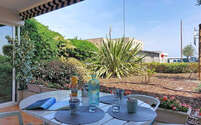 Arcachon 240: Resort, Schwimmbad, Estate, Schatten, Landscaping, Eco Hotel, Hotel, Villa