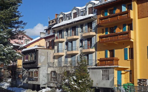 L'Armancette: Eigentum, Gebäude, \Stadt, Nachbarschaft, Die Architektur, Wohngebiet, Haus, Wohnung, Menschliche Siedlung, Grundeigentum