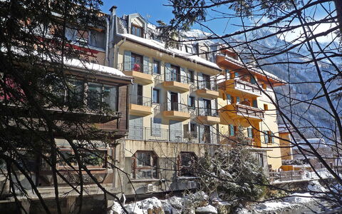 L'Armancette: Wohngebiet, Nachbarschaft, Eigentum, Gebäude, Die Architektur, \Stadt, Haus, Grundeigentum, Wohnung, Zuhause