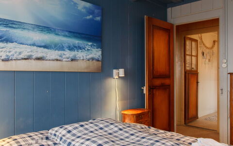 Le Cabanon: Holz, Schlafzimmer, Möbel, Bettdecke, Interior Design, Fussboden, Bett, Flooring, Bedding, Zimmer