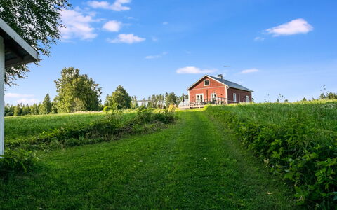 Kekkola: Bett, Möbel, Schlafzimmer, Interior Design, Bedding, Bettdecke, Flooring, Holz, Fussboden, Zimmer