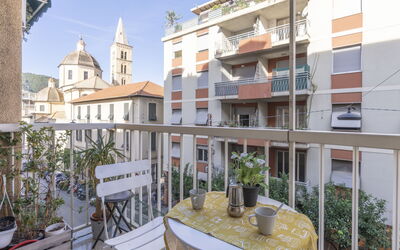 Agapanti House
