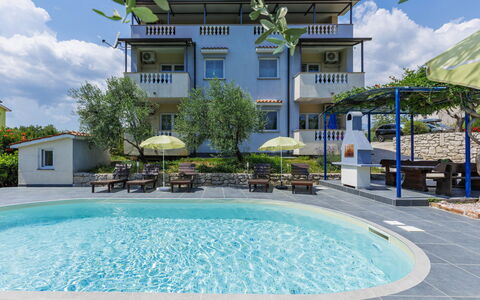 Labin 389: Estate, Gartenmöbel, Villa, Hof, Balkon, Hotel, Villa