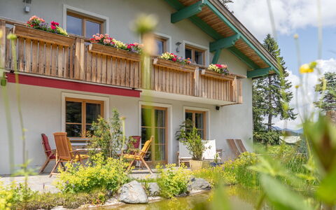 Katschberg 8: Pflanze, Gebäude, Eigentum, Fenster, Wolke, Himmel, Wohngebiet, Hütte, Freizeit, Haus