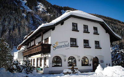 Feichten im Kaunertal 107: Schnee, Gebäude, Eigentum, Berg, Fenster, Himmel, Haus, Steigung, Welt, Baum