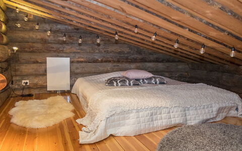 Salmikangas F1: Flooring, Fussboden, Holz, Interior Design, Decke, Holzboden, Schlafzimmer, Zuhause, Möbel, Bett
