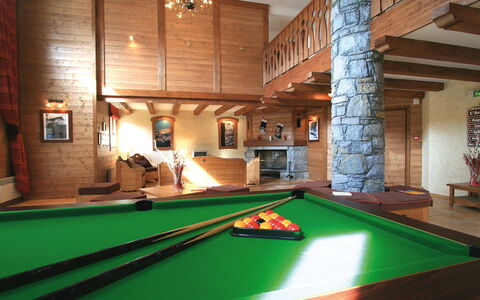Vallandry 651: Eigentum, Möbel, Billiard-Tisch, Billiard Raum, Erholungsraum, Tabelle, Sportausrüstung, Billard, Schwimmbad
