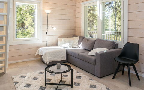 Kitkanvee 1: Möbel, Flooring, Interior Design, Fussboden, Holzboden, Holz, Couch, Wohnzimmer, Zuhause, Zimmer
