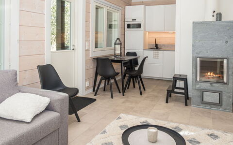 Kitkanvee 1: Holz, Flooring, Interior Design, Fussboden, Möbel, Zuhause, Zimmer, Holzboden, Wohnung, Wohnzimmer