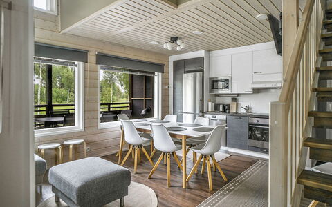 Himoksen Keiju 1: Bett, Möbel, Schlafzimmer, Interior Design, Bedding, Bettdecke, Flooring, Holz, Fussboden, Zimmer