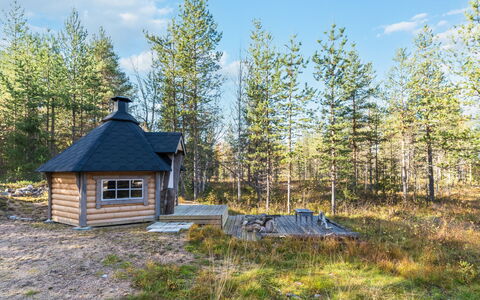 Lomaperä: Holz, Haus, Schnee, Hütte, Zuhause, Winter, Dach, Einfrieren, Abstellgleis, Steigung