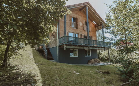 Chalet 1018: Gebäude, Holz, Haus, Die Architektur, Zuhause, Hütte, Grundstueck, Ländliches Gebiet, Tür, Abstellgleis