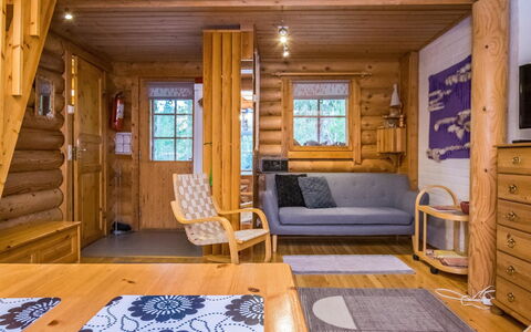 Henkari B: Balkon, Wohnung, Schatten, Glas, Eigentumswohnung, Geländer, Veranda, Daylighting, Deck, Gartenmöbel