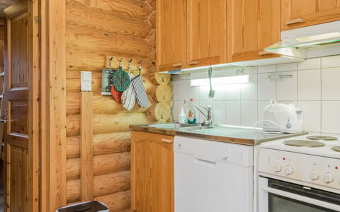 Pyhä-Rasti: Holz, Hütte, Blockhaus, Wald, Schuppen, Gartenbauten, Lärche, Wald, Holzbeize
