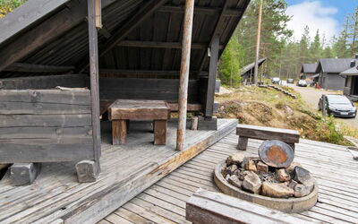 Pyhänkarhu 4