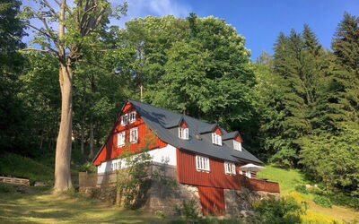 Sunny Slope & Sauna