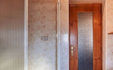 Il Crotto: Tür, Gebäude, Holz, Haus, Automobil-Außen, Home Door, Türschnalle, Fussboden