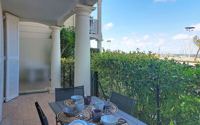 Arcachon 230: Resort, Schwimmbad, Estate, Schatten, Landscaping, Eco Hotel, Hotel, Villa