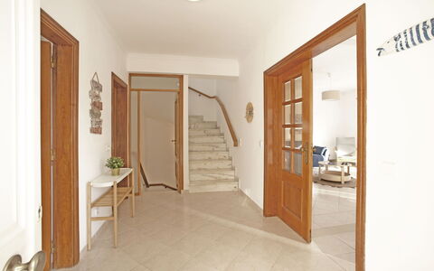Inês: Eigentum, Bilderrahmen, Tür, Holz, Die Architektur, Interior Design, Halle, Pflanze, Fussboden