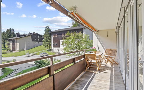 Nr.43 Haus Sotmirana: Pflanze, Eigentum, Holz, Himmel, Wolke, Die Architektur, Grundeigentum, Haus, Urban Design, Fenster