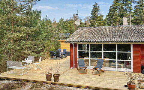 Kjeld - 900M from the Sea: Schwimmbad, Gartenmöbel, Möbel, Resort, Flagstone, Eco Hotel, Schatten, Stuhl, Freizeit, Estate