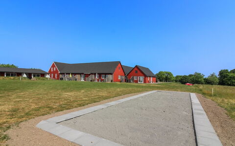 Erica - 6Km from the Sea: Gras, Einfach, Öffentlicher Raum, Grundstueck, Haus, Zuhause, Dach, Menschliche Siedlung, Ground, Hütte