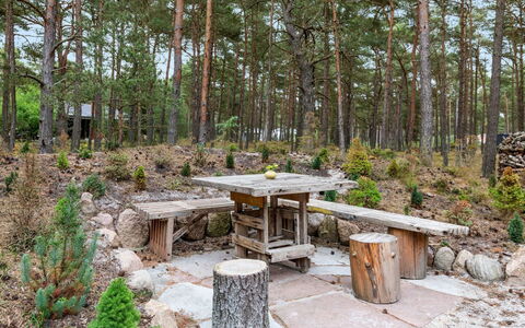 Dagi - 300M from the Sea: Holz, Haus, Hütte, Zuhause, Dach, Ländliches Gebiet, Abstellgleis, Blockhaus, Gartenbauten, Hartholz