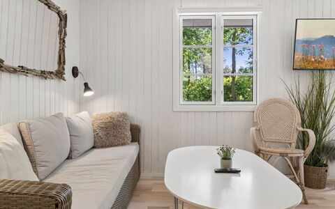 Blakke - 250M from the Sea: Flooring, Möbel, Interior Design, Fussboden, Holz, Couch, Zimmer, Holzboden, Zuhause, Wohnzimmer
