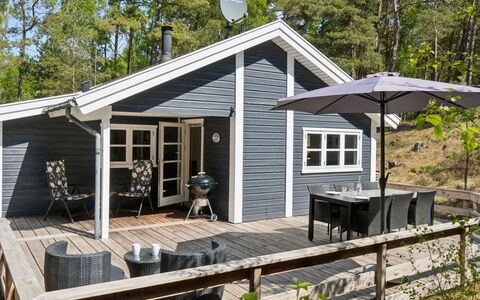 Hallgerd - 800M from the Sea: Holz, Haus, Hütte, Zuhause, Dach, Ländliches Gebiet, Abstellgleis, Blockhaus, Gartenbauten, Hartholz