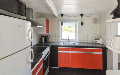 Brawith - 250M from the Sea