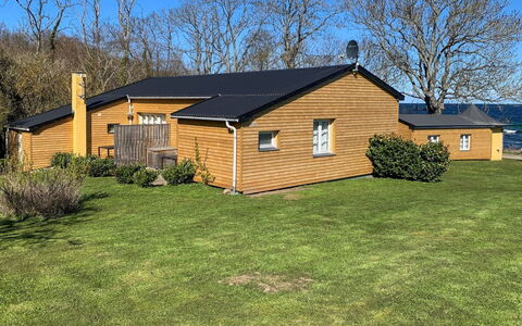 Alfred - 25M from the Sea: Zuhause, Hütte, Veranda, Abstellgleis, Bauernhaus, Outdoor Struktur