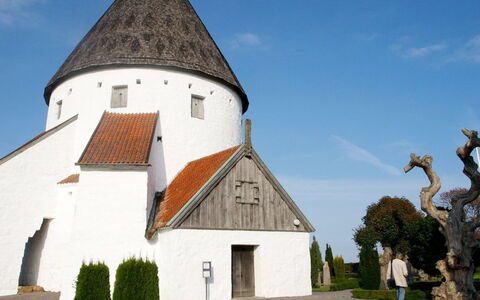 Kristine - 4Km from the Sea: Holz, Haus, Hütte, Zuhause, Dach, Ländliches Gebiet, Abstellgleis, Blockhaus, Gartenbauten, Hartholz