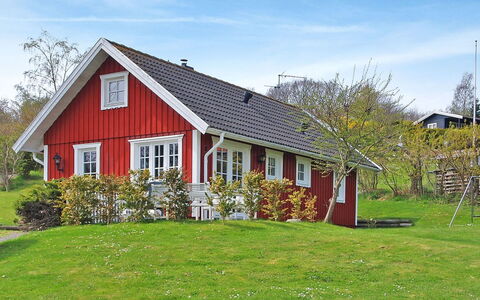 Spurgh - 250M from the Sea: Holz, Haus, Hütte, Zuhause, Dach, Ländliches Gebiet, Abstellgleis, Blockhaus, Gartenbauten, Hartholz