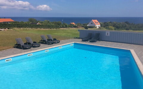 Tinne - 400M from the Sea: Blau, Schwimmbad, Resort, Freizeit, Gartenmöbel, Hotel, Ferienort, Thermae, Eco Hotel, Sonnenliege