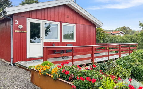 Ebertina - 500M from the Sea: Dach, Haus, Wohngebiet, Zuhause, Estate, Hütte, Design