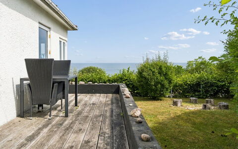 Ensio - 150M from the Sea: Himmel, Horizont, Wolke, Meer, Ozean, Küsten Und Ozeanische Forms, Küste, Deck, Schatten, Ufer