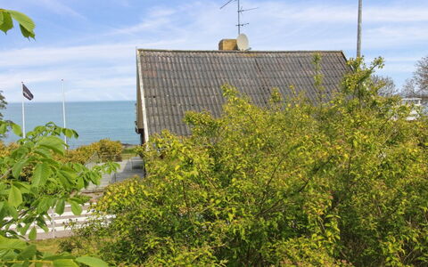 Alija - 50M from the Sea: Holz, Haus, Hütte, Zuhause, Dach, Ländliches Gebiet, Abstellgleis, Blockhaus, Gartenbauten, Hartholz