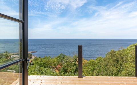 Thormoth - 200M from the Sea: Möbel, Interior Design, Stuhl, Flooring, Tabelle, Resort, Fussboden, Decke, Zimmer, Eco Hotel