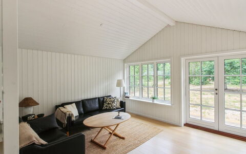 Colette - 700M from the Sea: Dach, Haus, Wohngebiet, Zuhause, Estate, Hütte, Design