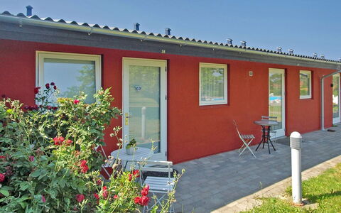 Magnus - 6Km from the Sea: Wohngebiet, Dach, Vorort, Auffahrt, Estate, Kamin